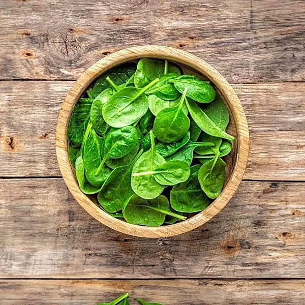 Raw or Cooked? Spinach Changes More Than You Might Expect