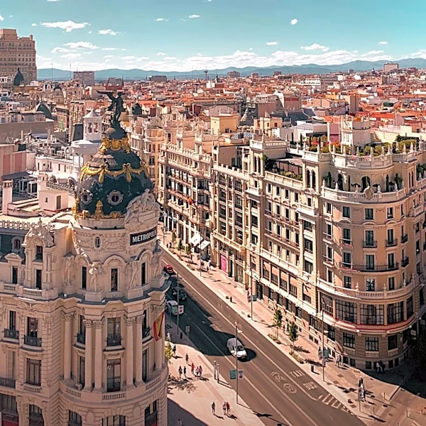 How does Madrid Blend History and Modernity