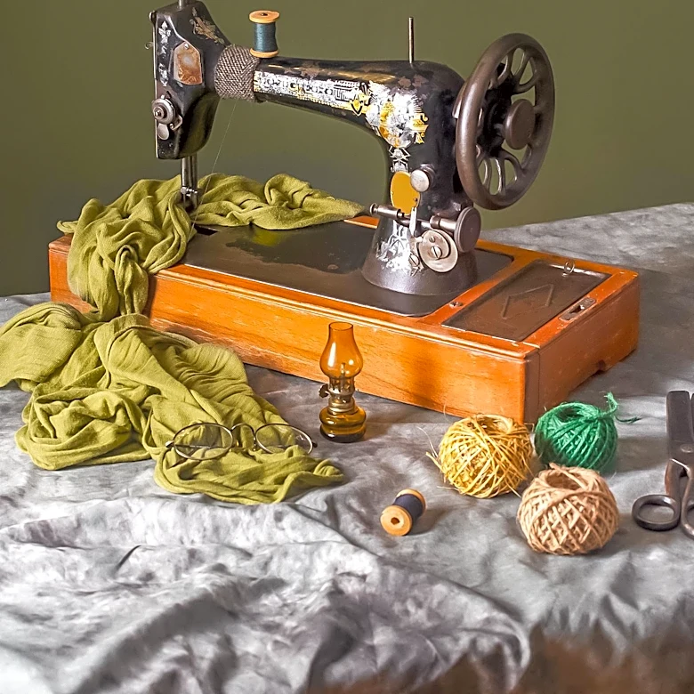 The Innovations That Made Isaac Singer a Sewing Pioneer
