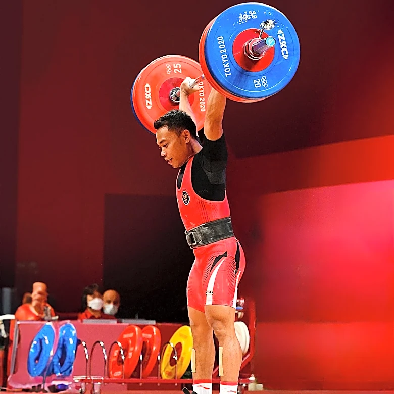 Inside USA Powerlifting's Rules and Biggest Controversies