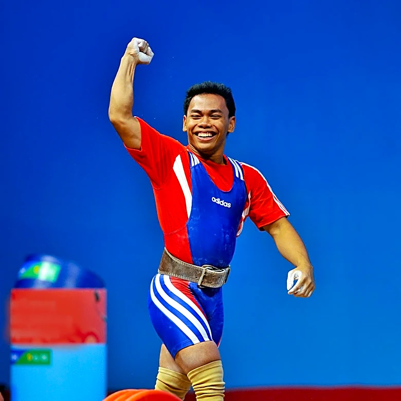 How Powerlifting Evolved From Odd Lifts Into a Global Strength Sport