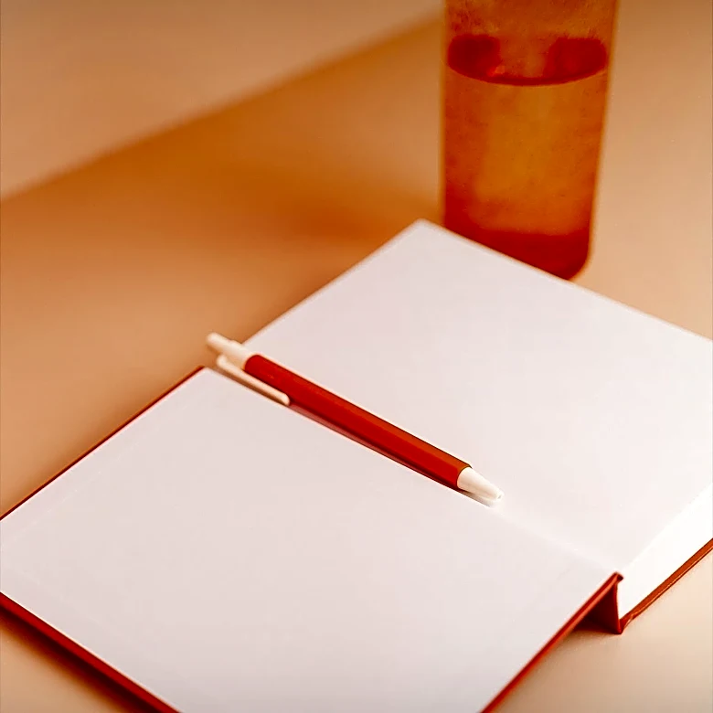 How Can a Gratitude Journal Actually Make You Feel Happier?