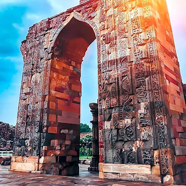 What Can Visitors Discover Inside Delhi's Red Fort?