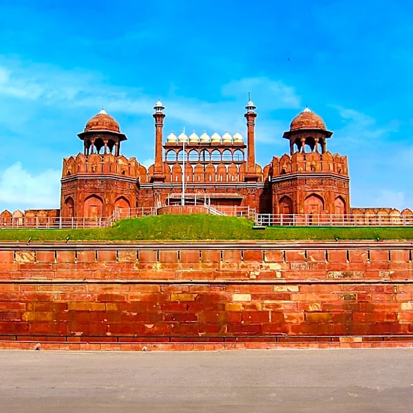 The Grandeur of Delhi's Red Fort Explored