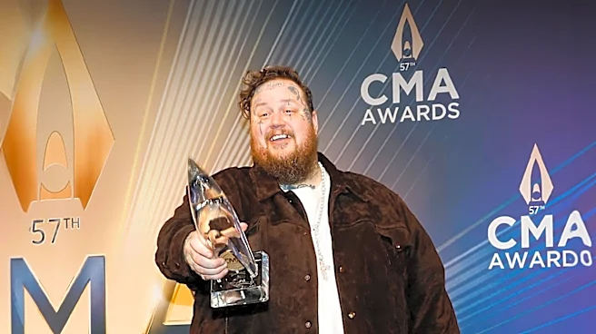 On This Day: Country Music's Biggest Stars Gathered for the 1998 CMA Awards