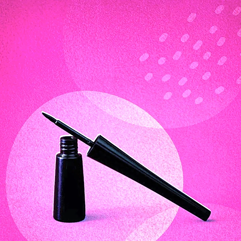How to Make Your Eyes Look Bigger With Eyeliner