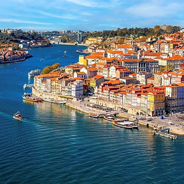 Why Porto Rarely Gets Extremely Hot or Cold