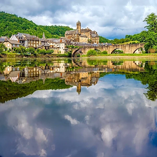 The History of Chambray, France Revisited