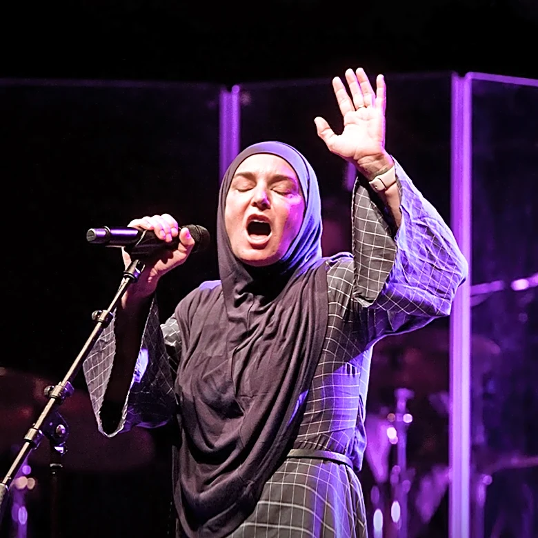 On This Day in 1992, Sinéad O’Connor Stunned SNL With a Live Protest
