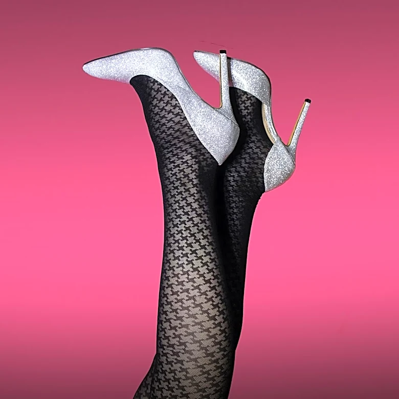How Stockings Went From Men's Clothing to Women's Fashion