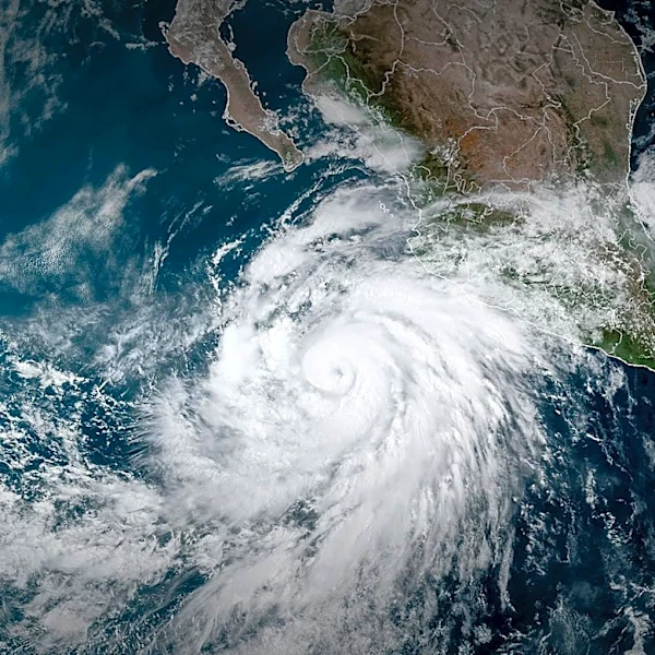 How Typhoon Freda Transformed Into the Columbus Day Storm of 1962