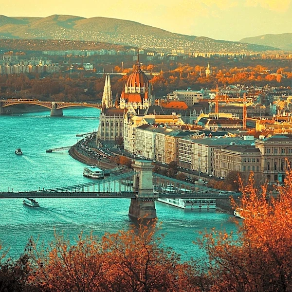 How a River Helped Turn Three Towns Into a European Capital