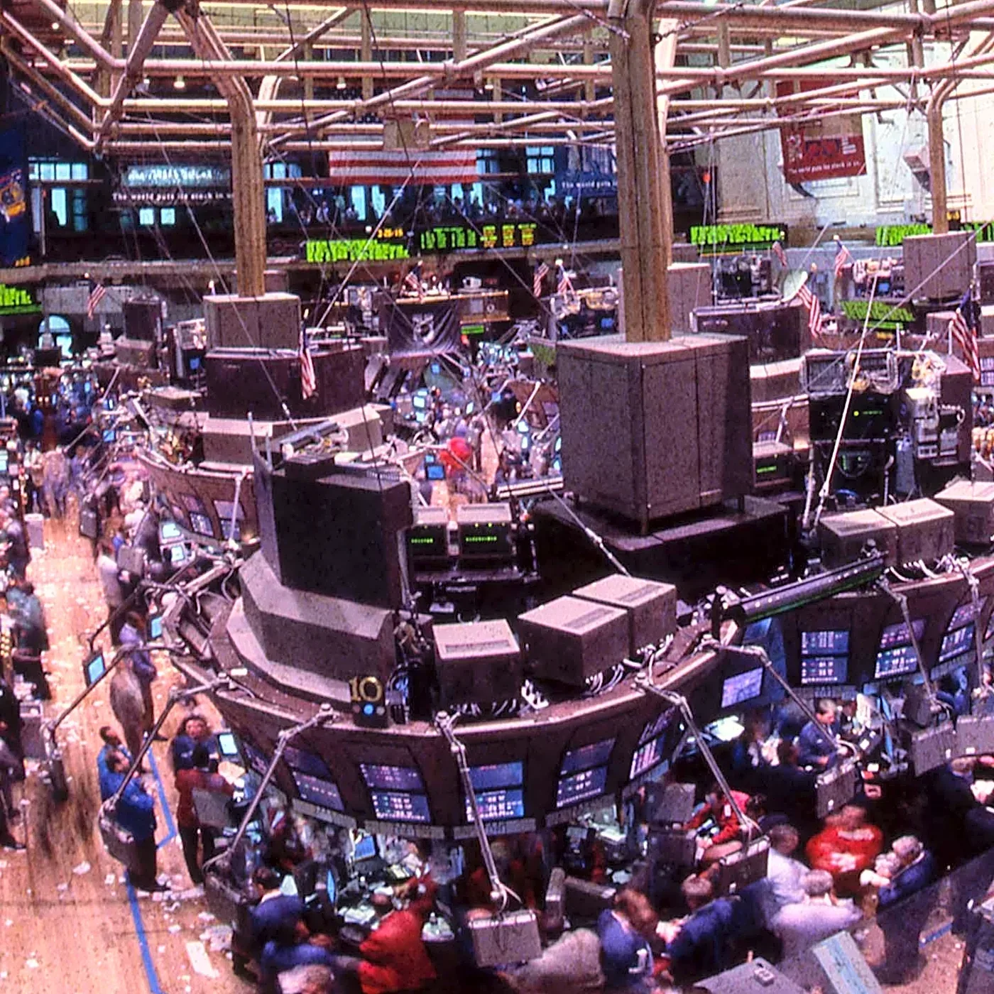 How the Dow Rose 228% Despite Two Major Market Crashes