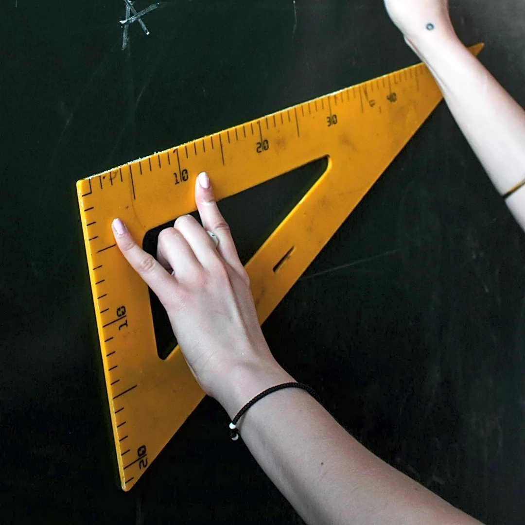 Why Learning by Doing Can Be More Effective Than Memorizing Facts