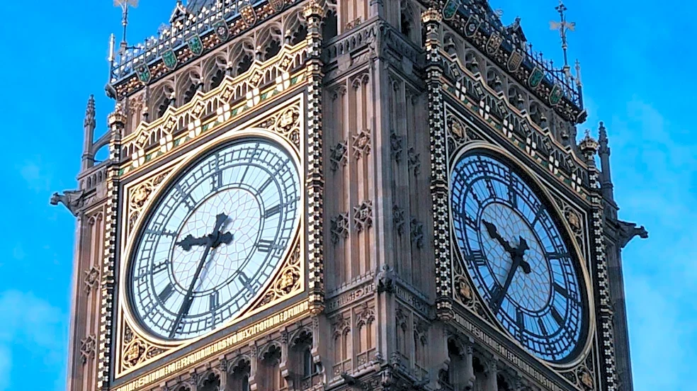 How the Big Ben Keeps Perfect Time