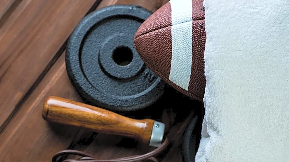 The 72-Sack Season That Tested Randall Cunningham's Resilience