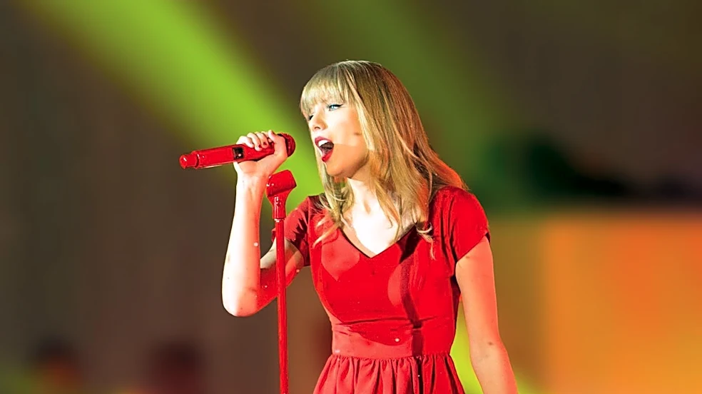 On This Day in 2012, Taylor Swift Released Her Fourth Album, Red