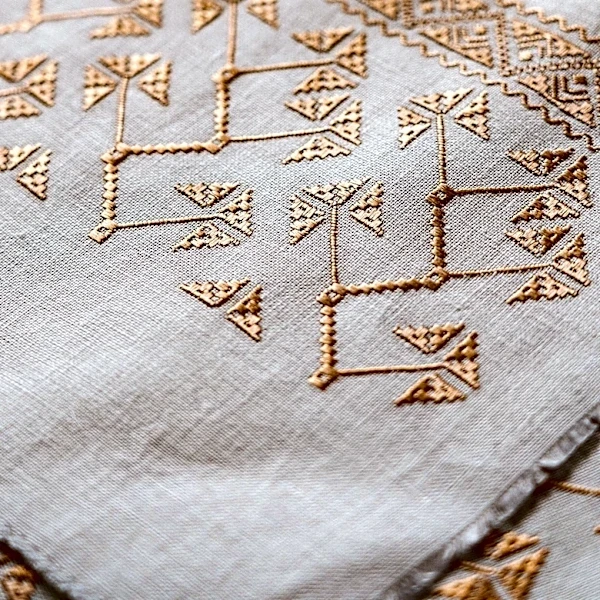 How Simple Stitches Can Turn a Canvas Into a Durable Fabric