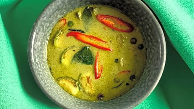 How to Choose Between Red and Green Thai Curry Based on Flavor and Heat