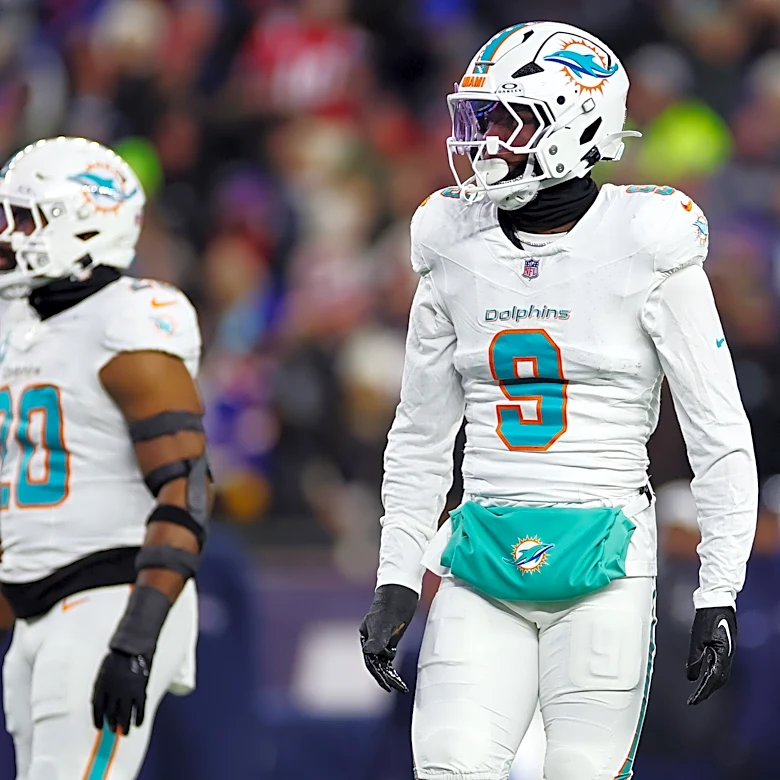 Dolphins free agent DB signs with another Florida team