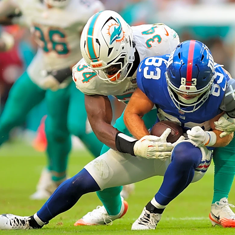 Dolphins waive trio of undrafted rookies
