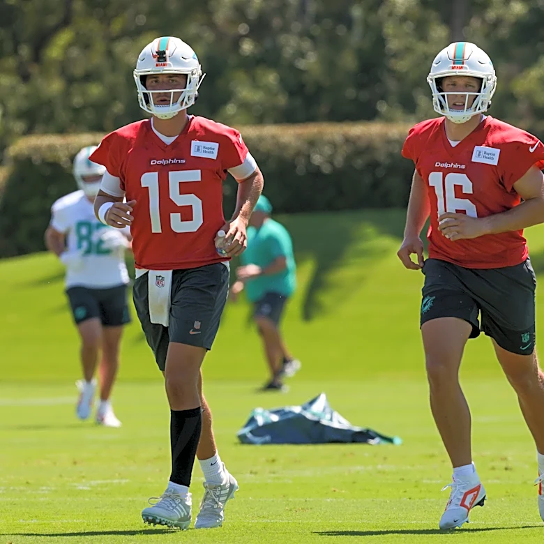 Dolphins have difficult decision to make after trading 1 of their QBs