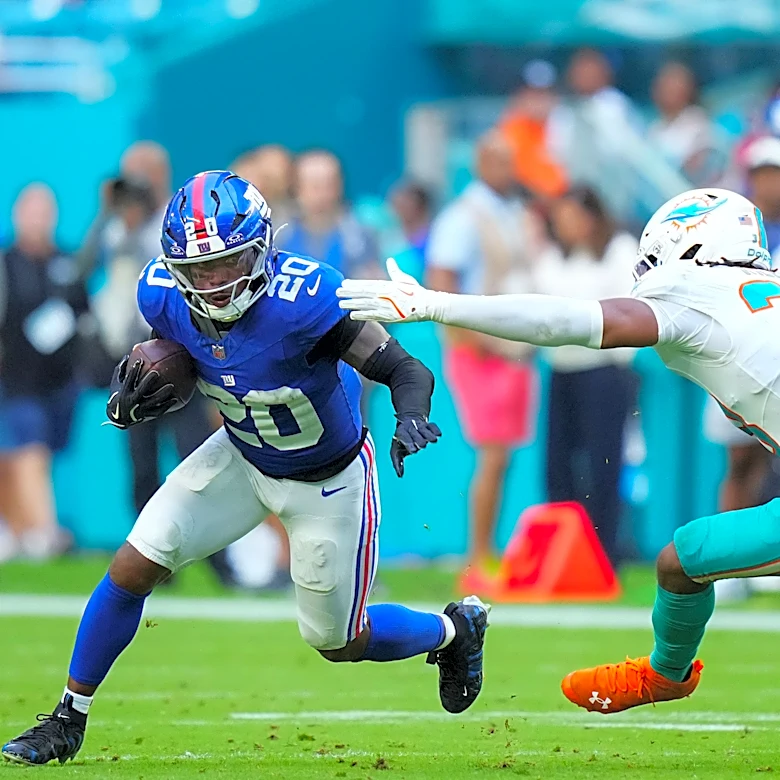 Dolphins waive pair of recently-signed defenders during roster cuts