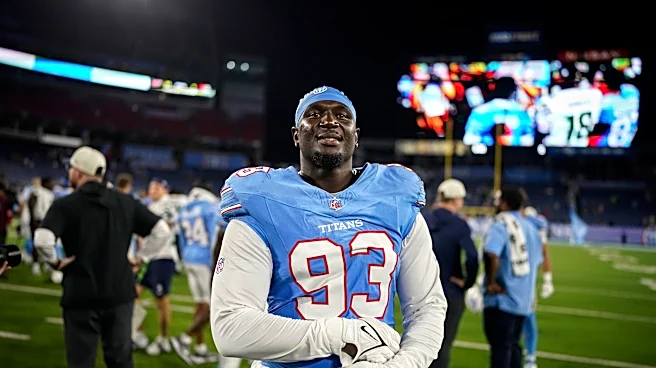 Dolphins signing two-time Super Bowl champion DE