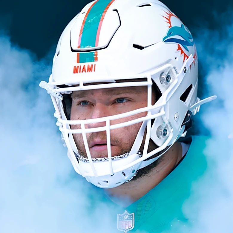 Dolphins third-year lineman is thrilled to learn from an All-Pro