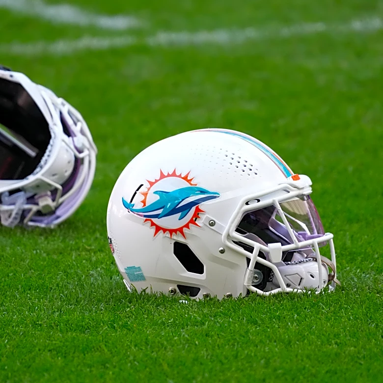 Dolphins worked out massive rookie offensive lineman