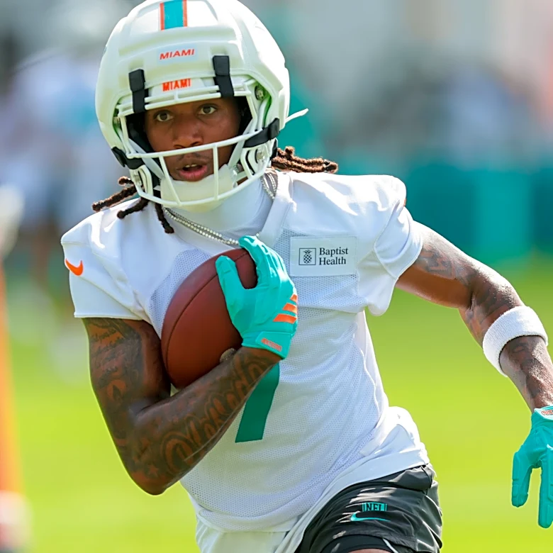 Dolphins Caleb Douglas injury: Rookie WR leaves Week 2 matchup