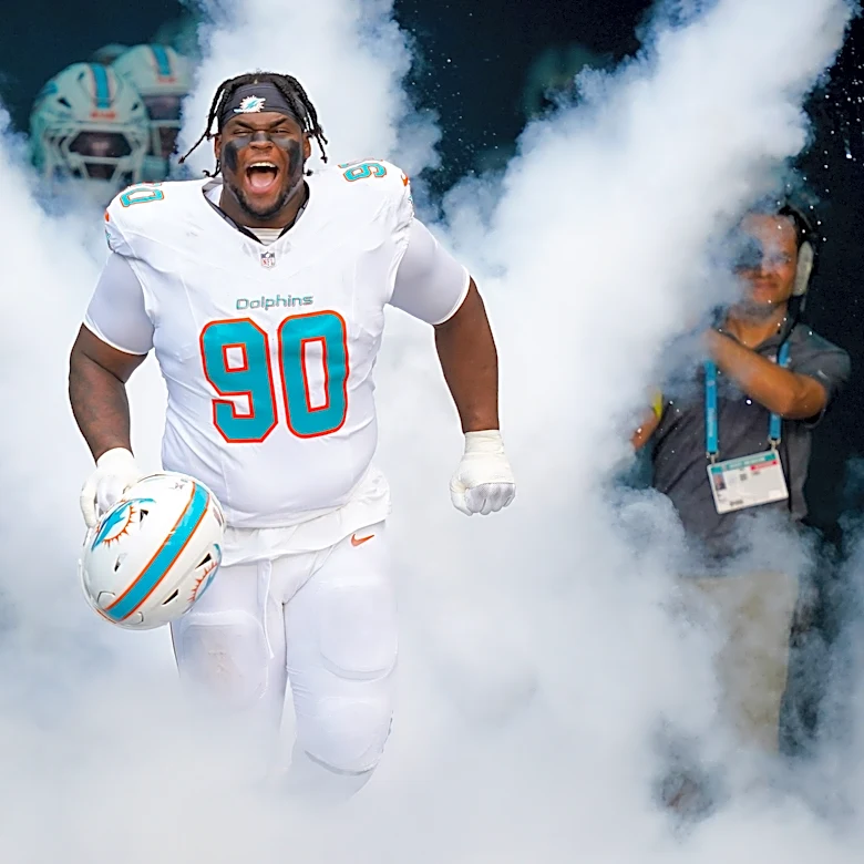 Dolphins coach Jeff Hafley says injured first-round pick looks good