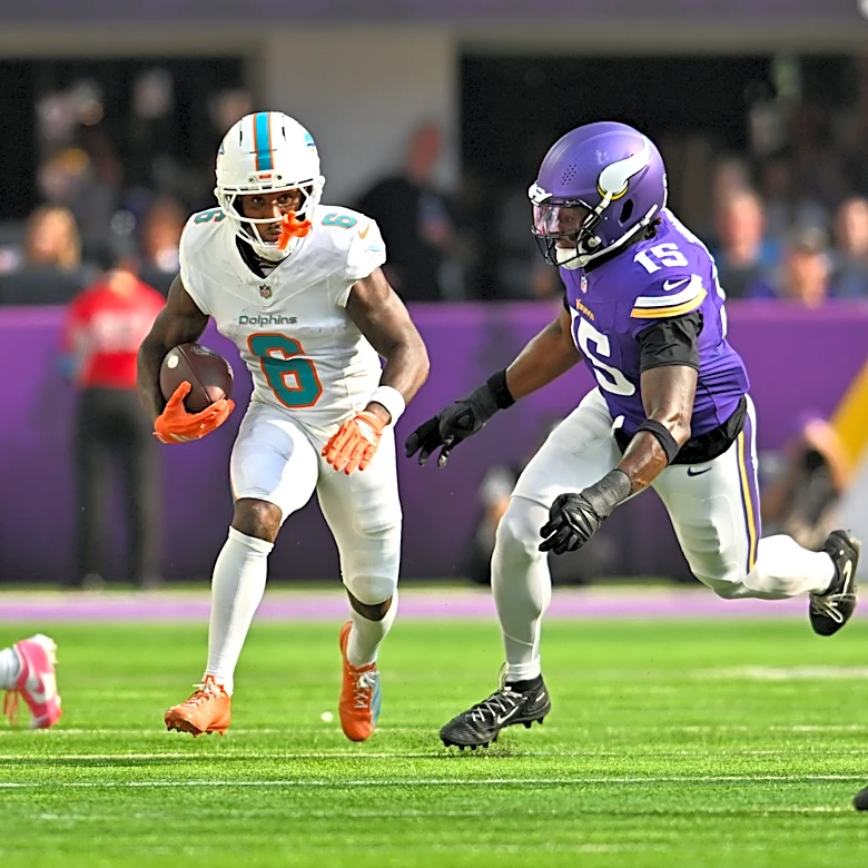 Best and worst PFF grades from Dolphins' Week 4 loss to Vikings