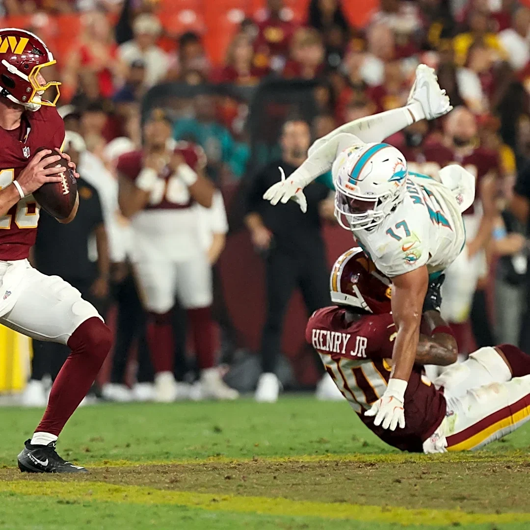 Injured Dolphins rookie pass rusher won't be back this week