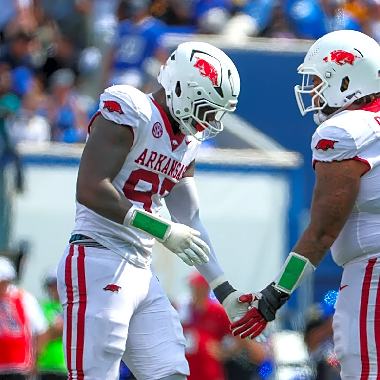 Three EDGE Prospects that could fit in well with the Chicago Bears