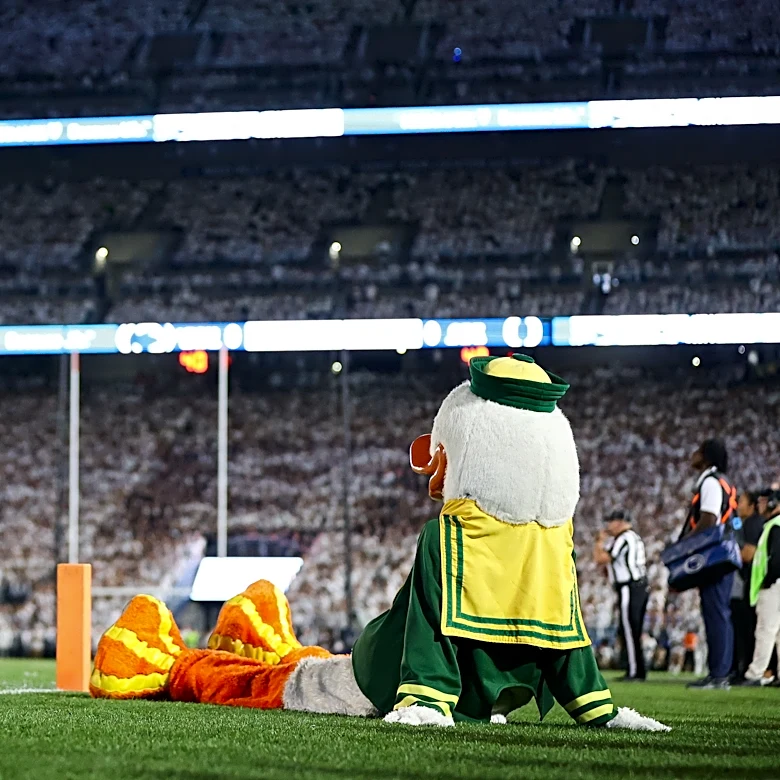 Oregon Ducks earn highest preseason ranking in FWAA-NFF Super 16 poll