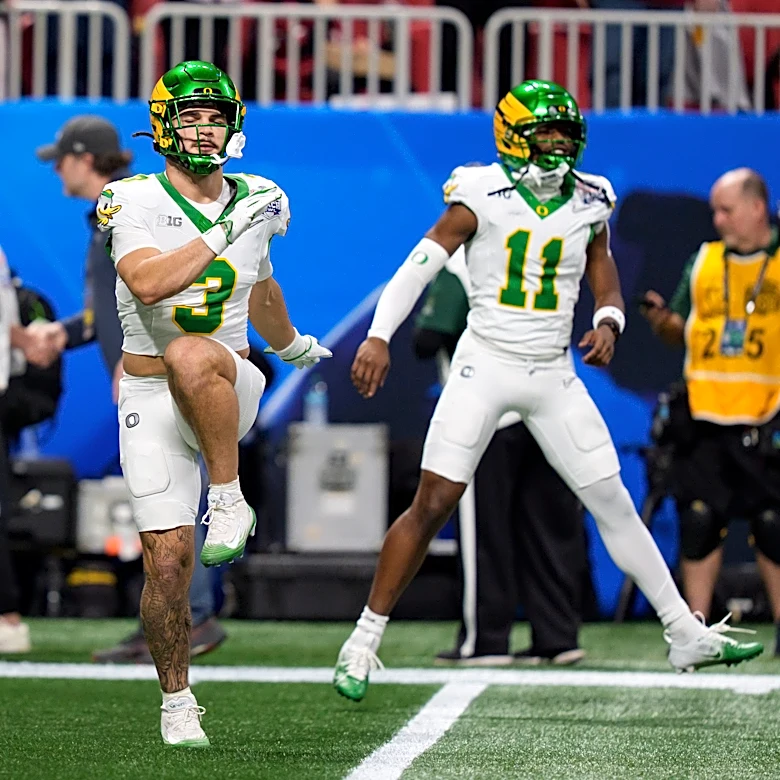 Dan Lanning offers unfortunate injury update on Ducks LB Brayden Platt