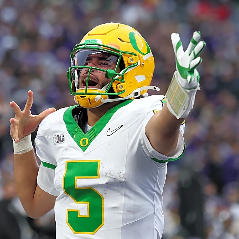 Dante Moore leads Oregon's 2026 preseason AP All-American selections