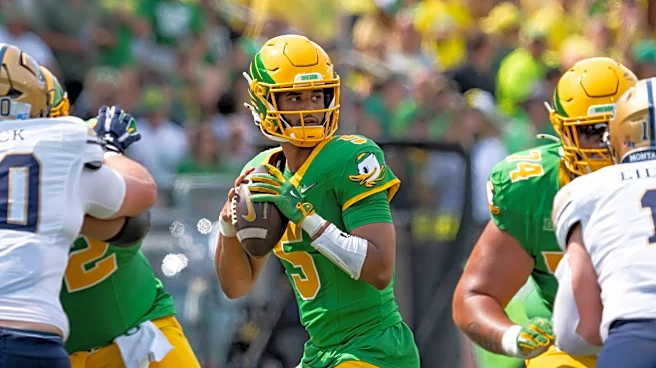 Dante Moore hopes to follow in Marcus Mariota's footsteps at Oregon