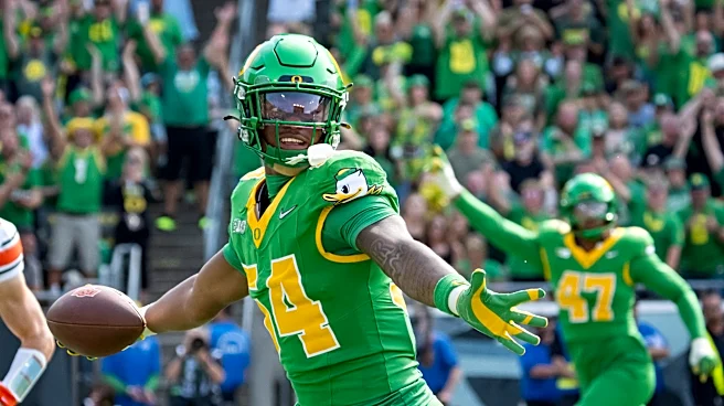Jerry Mixon channeling Luke Kuechly in new leadership role at Oregon