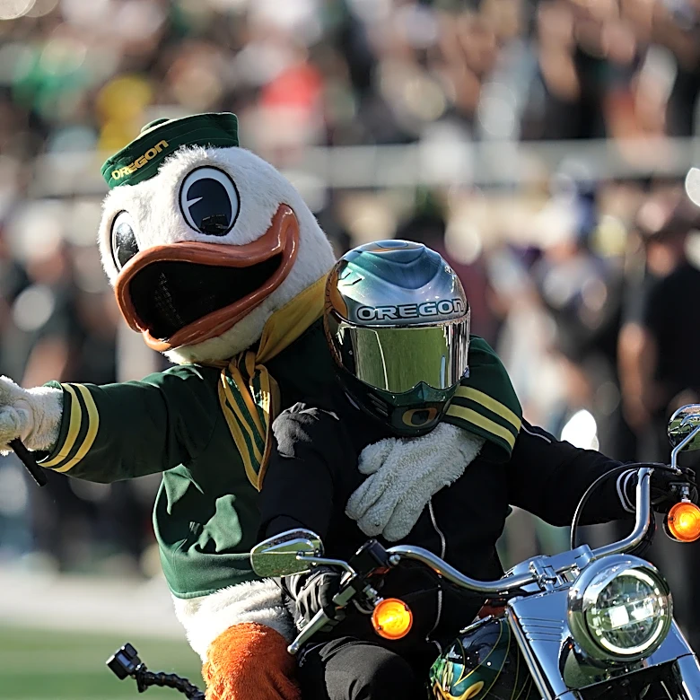 Oregon, Big Ten Network, DAZN agree to deal to stream game in Japan