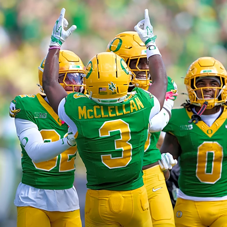 Oregon opens as three-touchdown road favorites over Oklahoma State
