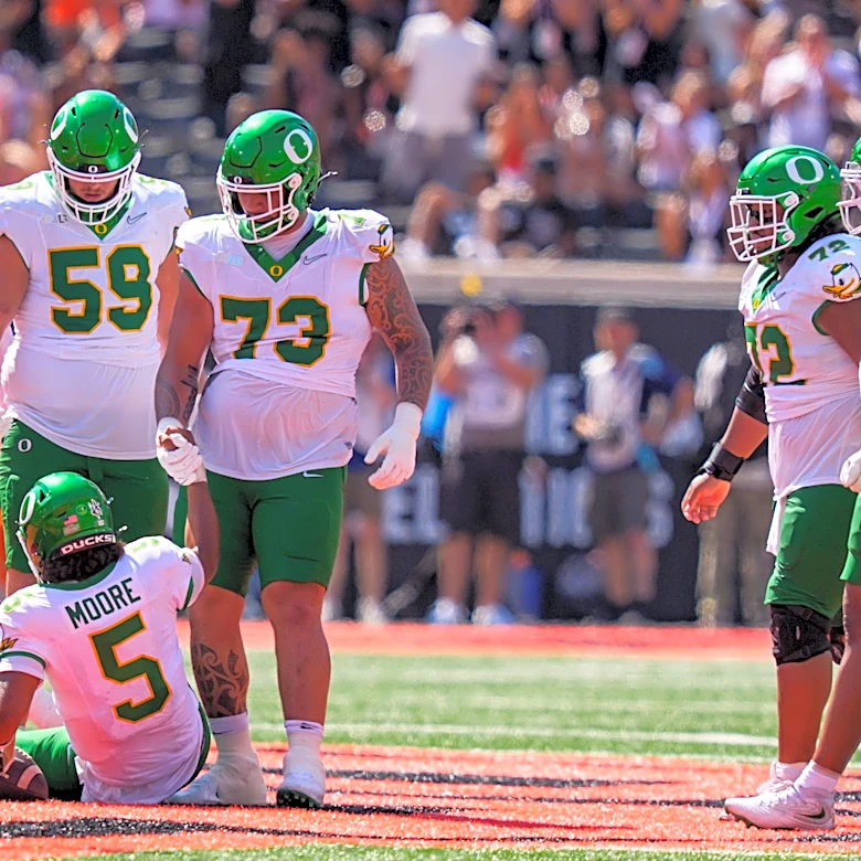 Dan Lanning highlights 'lack of leadership' amidst Oregon struggles