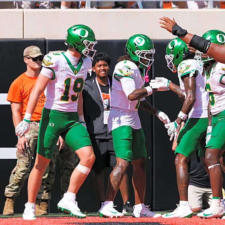 Where Oregon Ducks' offense ranks nationally after Week 2