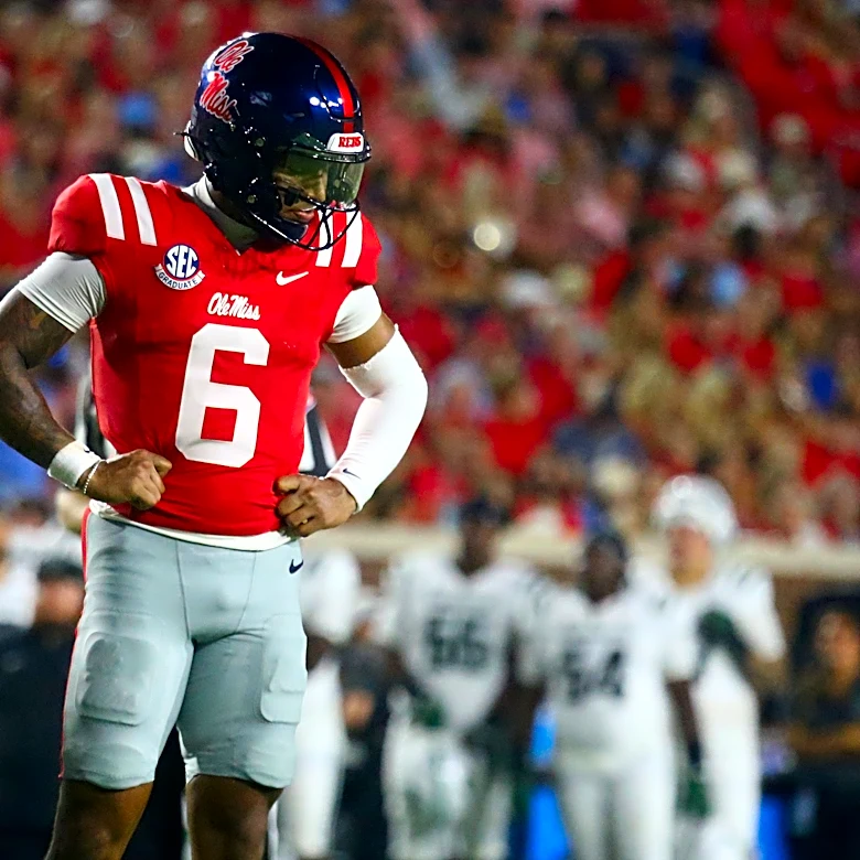 Dante Moore's Heisman Trophy odds after strong Week 3 outing