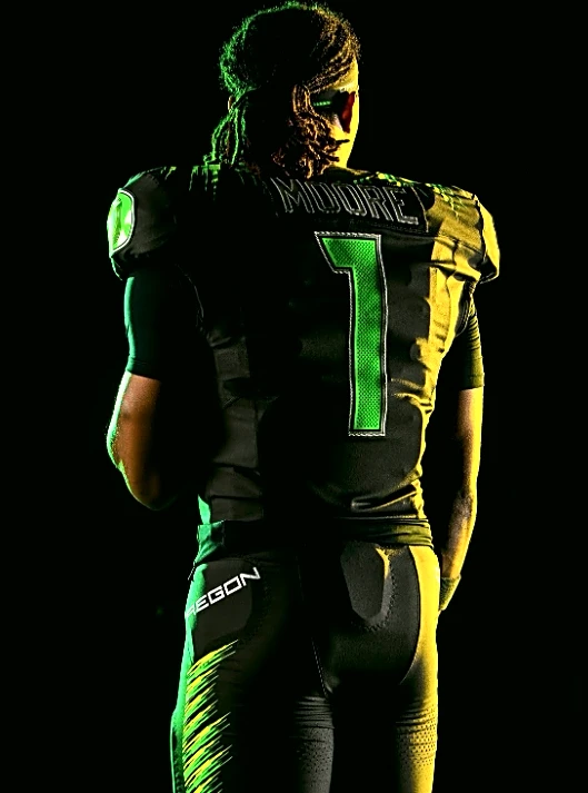 Oregon Ducks unveil "Origin of Speed" uniforms for UCLA matchup