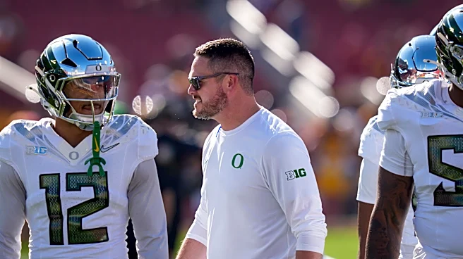 Oregon's Dan Lanning visits Seattle Seahawks practice during bye week