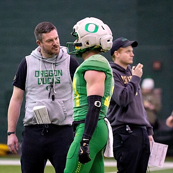 Ducks Wire staff predicts Oregon Ducks vs. UCLA Bruins