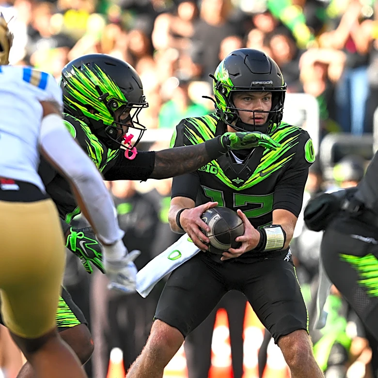 Ducks on the pond: Oregon QB situation in flux after unnerving defeat
