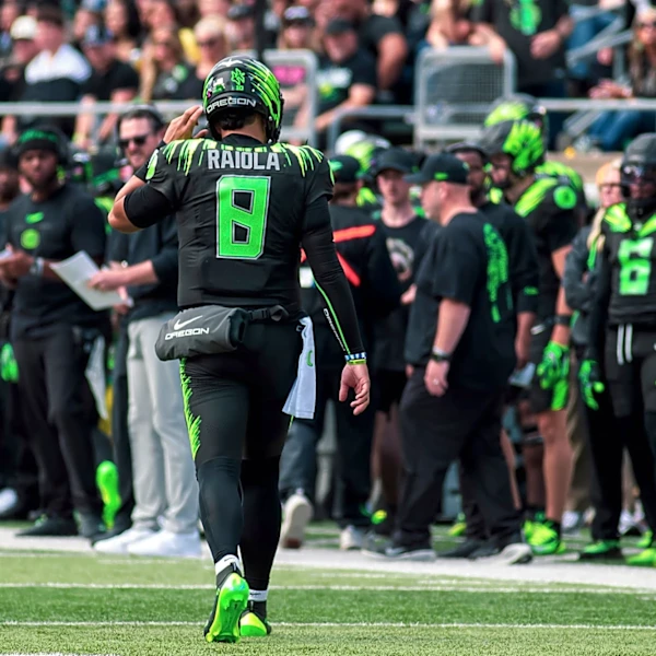 Dan Lanning details Oregon QB competition with Dante Moore's status unclear